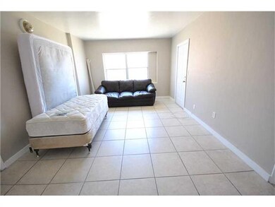 7910 Byron Ave unit 6, Miami Beach, FL 33141 - photo 2