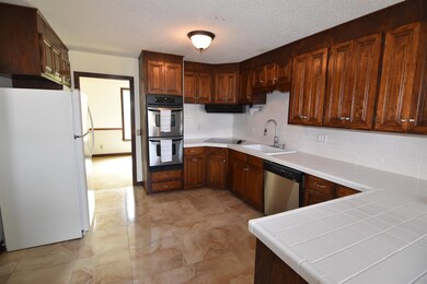 206 S Farr Ave, Andrews, SC 29510 - photo 6