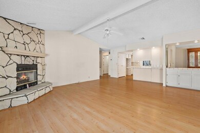 11_11934446_184416_184416-EI-111