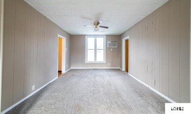 520 Lincoln Ave, Lincoln, IL 62656 - photo 4