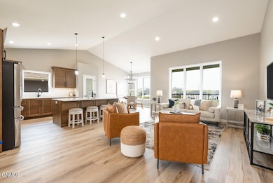 2003 Antler Ave, Bismarck, ND 58503 - photo 2