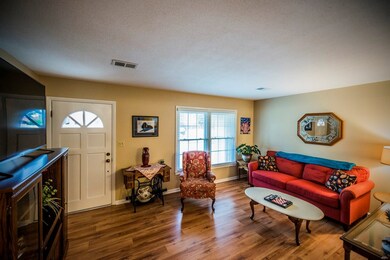 605 Rollins Ave, Dothan, AL 36301 - photo 4