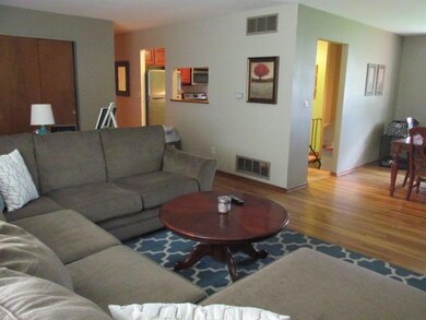 5077 Ilo Dr, Columbus, OH 43229 - photo 3