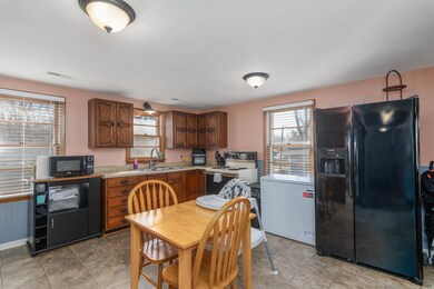 1814 Boyd Ln Columbia-13