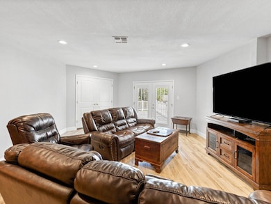 3705 Mission Ct, Granbury, TX 76049 - photo 4