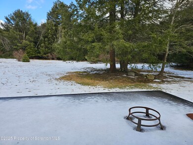 22 Suetta Ln, Covington Township, PA 18444 - photo 5