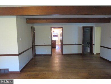 1048 Cherry Ln, Southampton, PA 18966 - photo 7