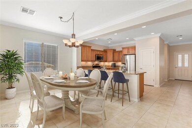 VIRTUALLY STAGED DINING ROOM