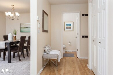 Entryway 2367-SMALL