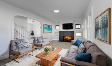 Living Room VS