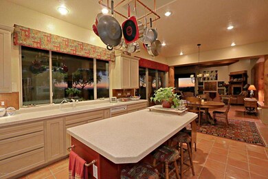 Kitchen 5