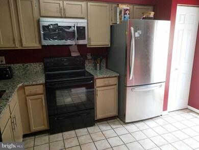 14362 Beaker Ct, Burtonsville, MD 20866 - photo 4