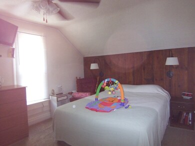 313 5th Ave NE, Jamestown, ND 58401 - photo 3