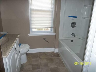 Full Bath. 2nd floor