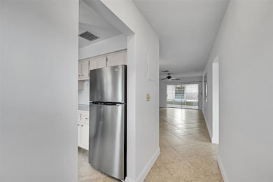 2111 NE 42nd Ct unit 201W, Lighthouse Point, FL 33064 - photo 3