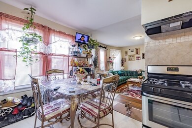 26 Massasoit Place unit 28, Springfield, MA 01107 - photo 3