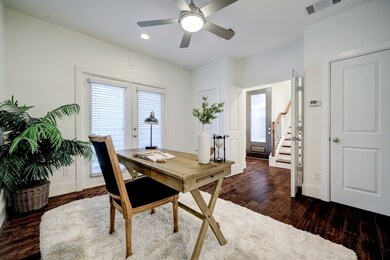 736 Yale St unit B, Houston, TX 77007 - photo 5