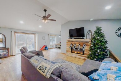 905 N 280 W, Angola, IN 46703 - photo 5