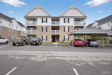 9100 Spring Creek Ln, O Fallon, MO 63368 - photo 2