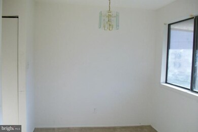 1709 Fountain Rock Way unit B, Edgewood, MD 21040 - photo 2