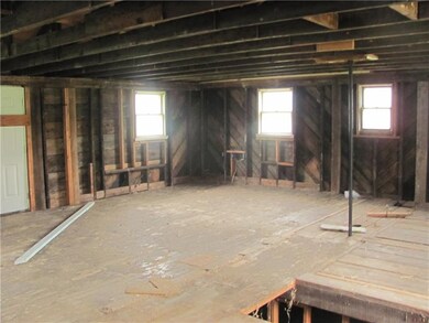 125 Pellegrene Dr, Homer City, PA 15748 - photo 5