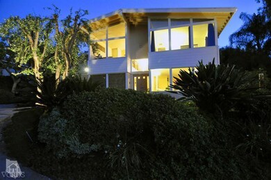 5189 Llano Dr, Woodland Hills, CA 91364 - photo 2