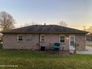 6821 Nalery Way, Louisville, KY 40228 - photo 2