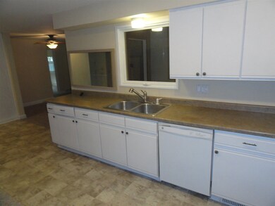 2908 Heffron St, Stevens Point, WI 54481 - photo 5