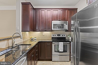 The Gates Of McLean unit 5304, McLean, VA 22102 - photo 4