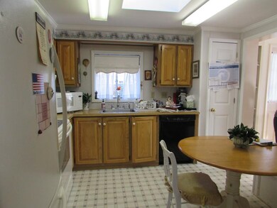 3 Baywood St, Rockland, MA 02370 - photo 3