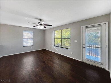 8350 Wren Rd, Fort Myers, FL 33967 - photo 5