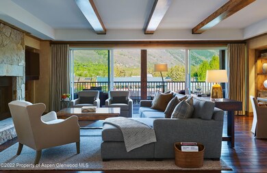 RLN_living_room_02