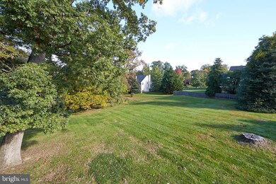 761 Germantown Pike unit B- 2ND FLR, Lafayette Hill, PA 19444 - photo 4