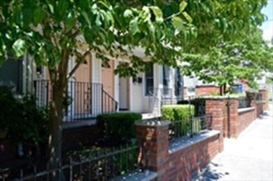 50.5 Prescott unit 50.5, Somerville, MA 02143 - photo 2