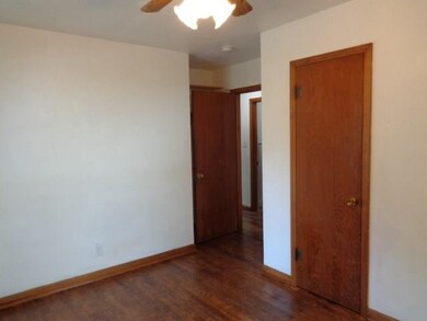 4136 14th St, Des Moines, IA 50313 - photo 7