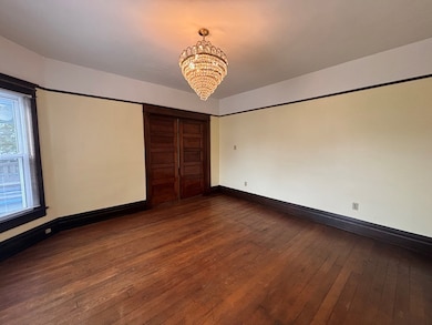 411 6th Ave, Hinton, WV 25951 - photo 3