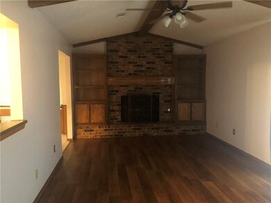 416 N Morgan Dr, Moore, OK 73160 - photo 4