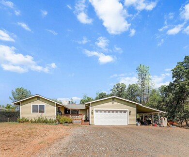 13709 Bear Mountain Rd, Redding, CA 96003 - photo 3