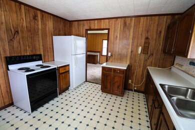 1107 Atwater Ave, Circleville, OH 43113 - photo 5