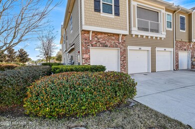1122 Golden Lake Loop