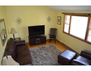 2 Leominster Rd, Dedham, MA 02026 - photo 3