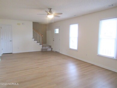 123 Archdale Dr, Jacksonville, NC 28546 - photo 4