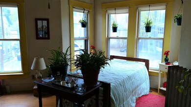 12 Myrtle St, Rochester, NH 03867 - photo 2