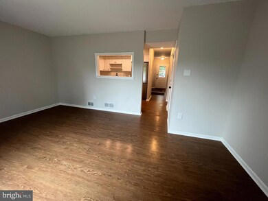 517 Portsmouth Ct, Sellersville, PA 18960 - photo 5