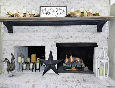 2250 Kivett Dr, Greensboro, NC 27406 - photo 4