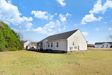 301 Towbridge Ln, Goldsboro, NC 27534 - photo 5