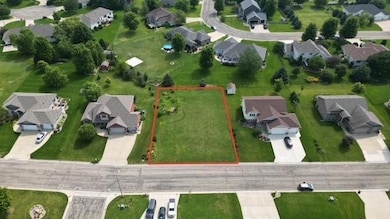 1301 28th St SW, Austin, MN 55912 - photo 2