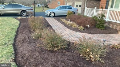 7903 Clover Hill Dr, Frederick, MD 21702 - photo 3