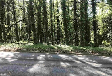 220 Linkwood Rd NW, Atlanta, GA 30318 - photo 2