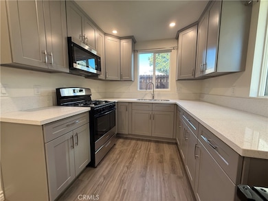 5667 Ensign Ave, Los Angeles, CA 91601 - photo 4